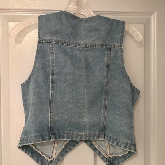 Sexy new denim vest. Size M - Picture 4 of 4